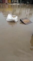 Inondations à la cité Fadia:les canaux d'évacuation des eaux obstrués par du sable et des ordures