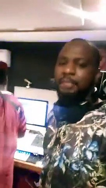 Le Collectif "ARAFAT FOREVER"rend hommage à DJ ARAFAT