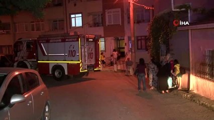İstinat duvarında toprak kaydı, 2 apartmanda yaşayan vatandaşlar tahliye edildi