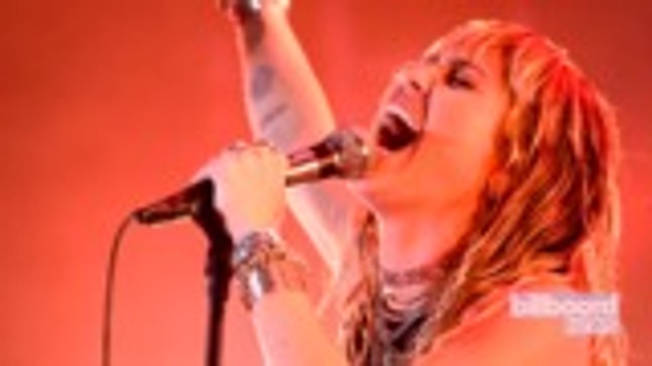 Miley Cyrus Shuts Down Rumors That She Cheated on Liam Hemsworth | Billboard News