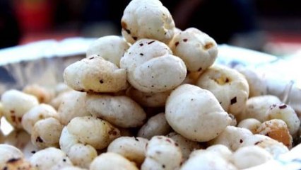 केवल 10 दिन खाली पेट मखाने खाने से होंगे चौंकाने वाले फायदे | Makhana Khane Ke Fayde | Boldsky