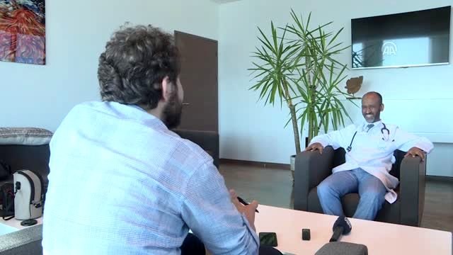 YABANCILARIN GÖZÜYLE TÜRKİYE- Fas'tan geldi, Türkiye'de hem doktor hem dadaş oldu (1)