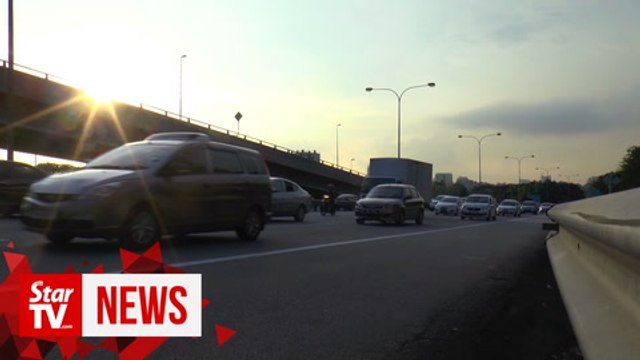 No plans to introduce congestion charges on private vehicles, says Loke