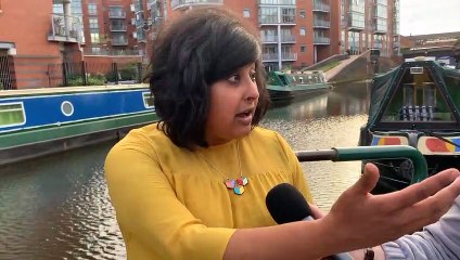 Navigating A Canal With Saima From Boatel Birmingham!