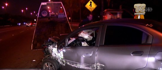 Una persona herida es el resultado de un choque entre un auto y un tráiler en Guayaquil