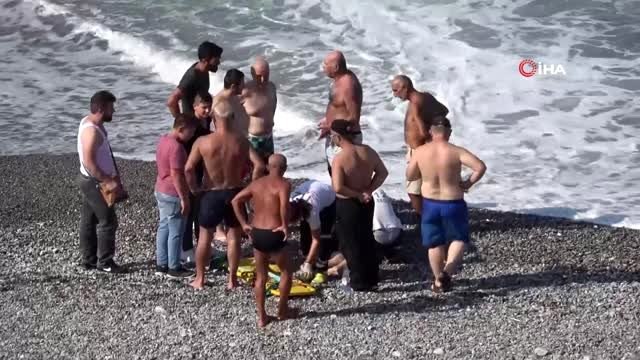 12 yaşındaki Mert, arkadaşlarıyla yüzerken boğulma tehlikesi geçirdi