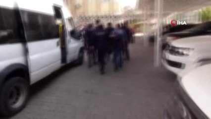 FETÖ'nün Ege ve Akdeniz'deki iş dünyası sorumlusu sınırda sahte pasaportla yakalandı