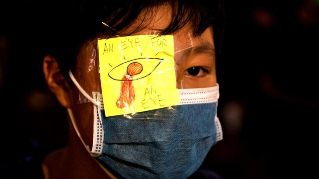 Hong Kong protests: City airport blocks future rallies