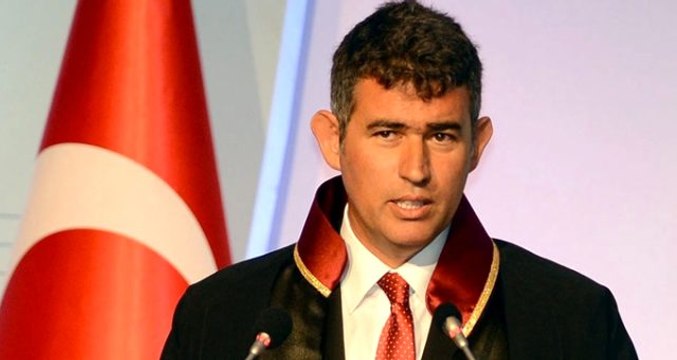 Cem Garipoğlu'nun babasının eski avukatı Metin Feyzioğlu Emine Bulut tweetiyle sosyal medyada büyük tepki gördü