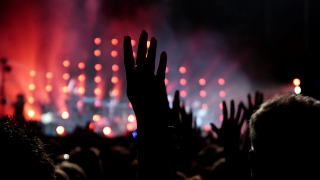 Pascal Obispo - Live aux Solidarités 2019 - Les filles sont surexcitées, les gars se font chambrer