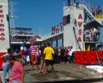 Erdek-Avşa seferini yapan feribot iskeleye çarptı: 4'ü çocuk 7 yaralı