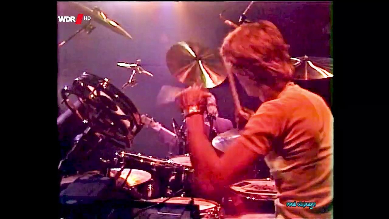 So Lonely - The Police live (1980) analog