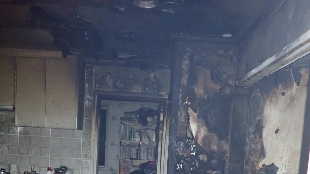 다세대 주택 화재...선풍기 과열 추정 / YTN