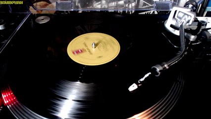 SHIRLEY JONES - surrender (1986) [12'inch]