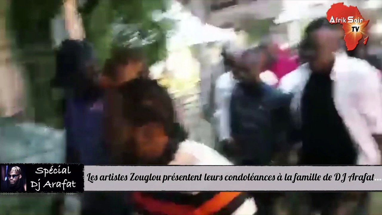 Les artistes Zouglou présentent leurs condoléances à la famille de DJ Arafat