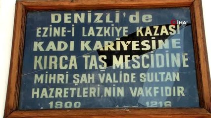 219 yıllık cami kaderine terk edildi