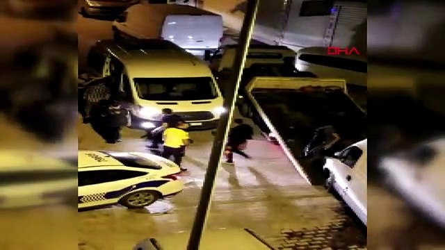 Kaza yapan minibüsten 45 kaçak göçmen çıktı