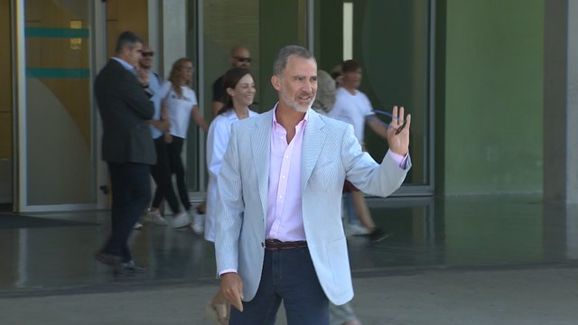 El Rey Felipe VI y la Reina Sofía visitan al Rey Juan Carlos