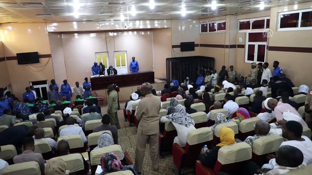Sudan'ın devrik lideri Beşir 2. kez hakim karşısında - HARTUM