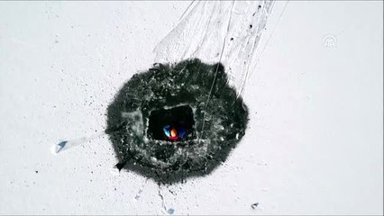 Buz tutan Porsuk Çayı'nda "kurtarma" tatbikatı