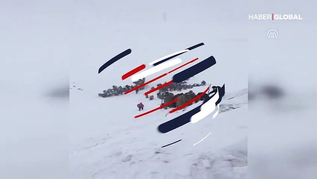 Van'da çığ bölgesinde ikinci facia! 50 kişi çığ altında kaldı