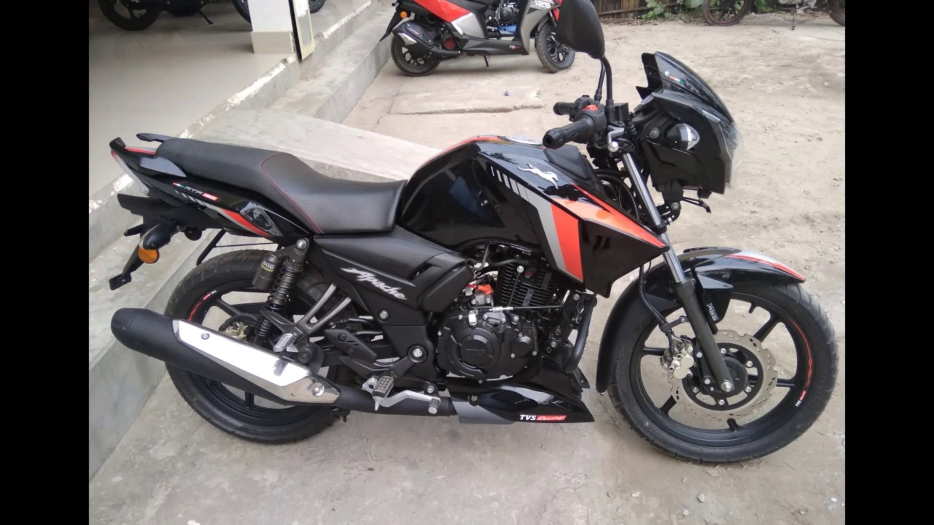 Apache Rtr 160 2v Bs6 Price