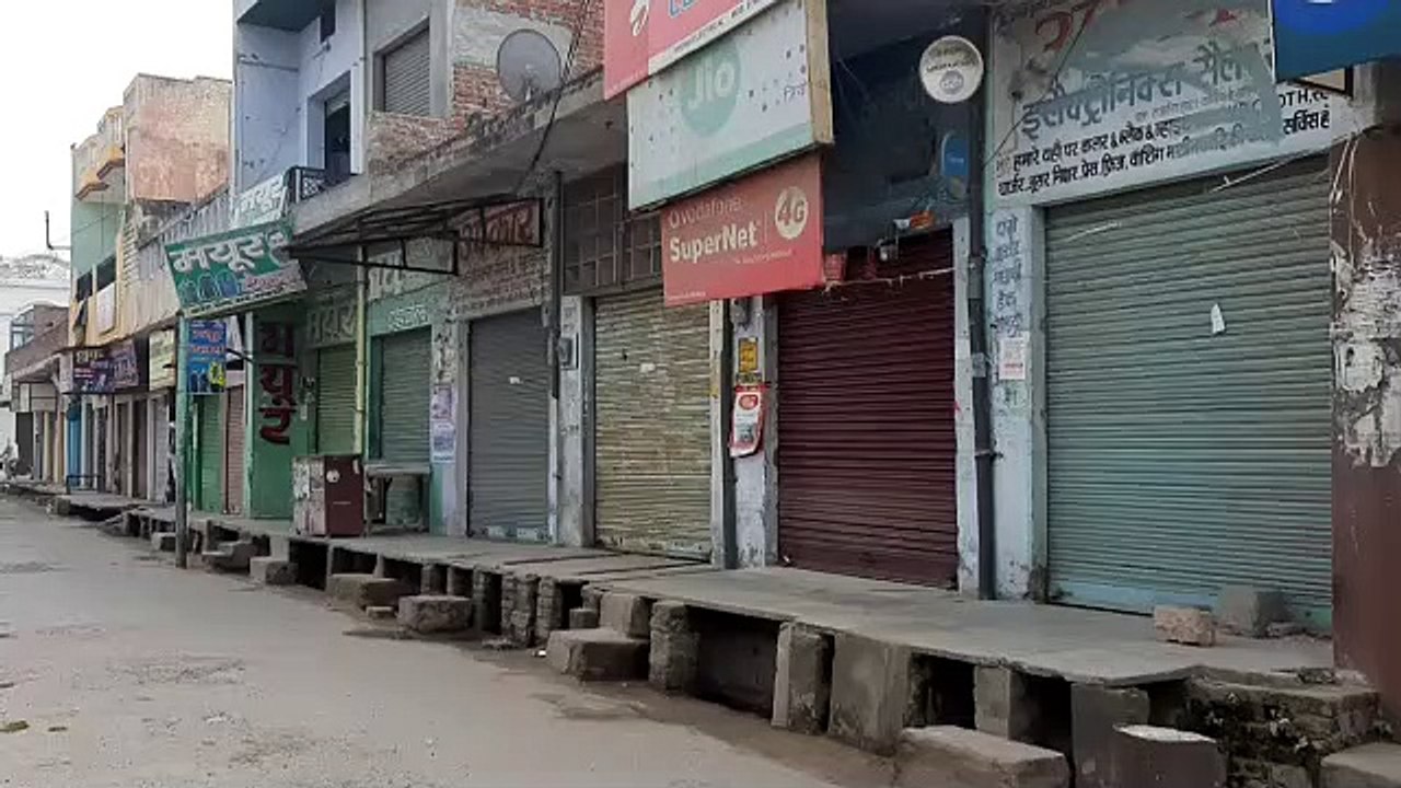 शामली: साप्ताहिक बंदी का बड़ा असर, व्यापारियों ने नहीं खोलो प्रतिष्ठान