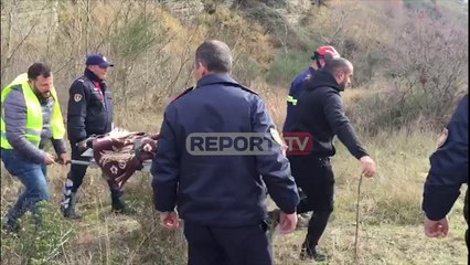 Ra në lumin Gjanica, vdes shoferi, momenti kur policia dhe banorët nxjerrin trupin e viktimës
