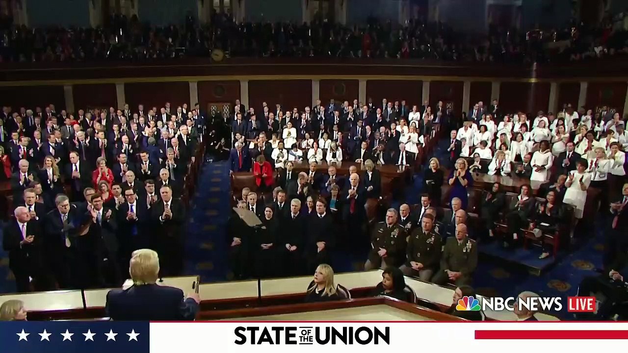 Rush Limbaugh awarded Medal of Freedom in surprise presentation at State of the Union