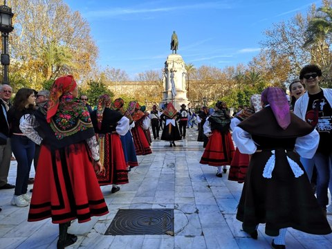 Morán propone que leoneses y sevillanos compartan inquietudes comunes