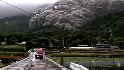 4 Unbelievable Natural Disasters Caught on Tape