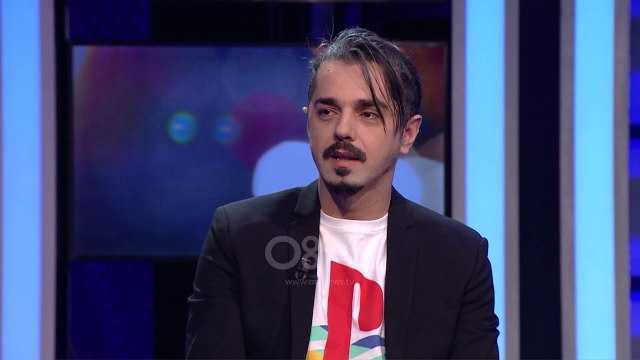 Amos Zaharia: Populli shqiptar nuk ka interes të iluminohet përmes teatrit, e shohin argëtim