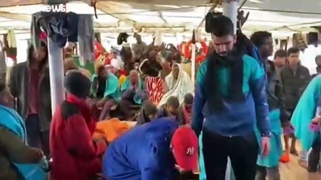 Italy accepts 363 migrants and refugees rescued at sea