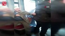 Otobüste yaşlıların kavgası kameraya yansıdı