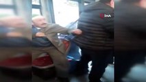 Halk otobüsünde yaşlılar kavga etti, küfürler havada uçuştu! O anlar saniye saniye kamerada