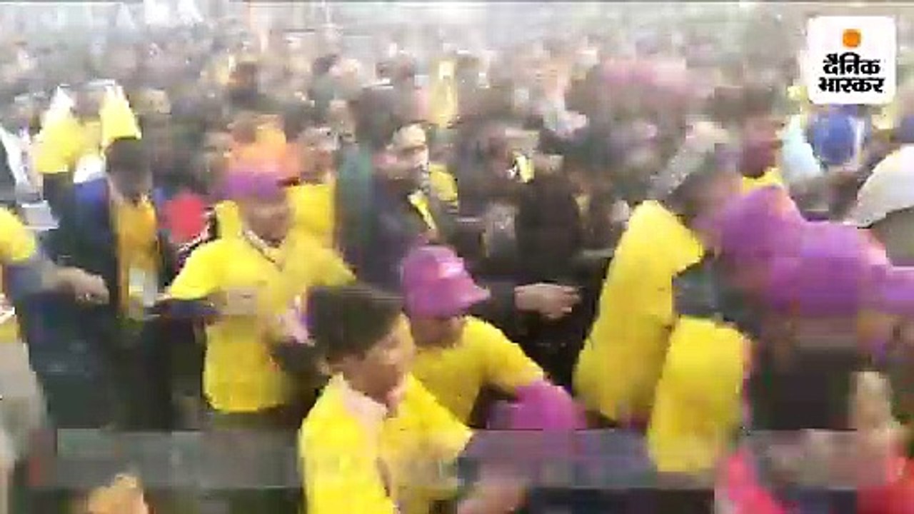 क्लीन फिट और स्मार्ट सिटी का संदेश देने जयपुर मैराथन में दौड़े एक लाख धावक