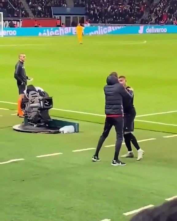 PSG / Tuchel : La vidéo de la sortie de Mbappé