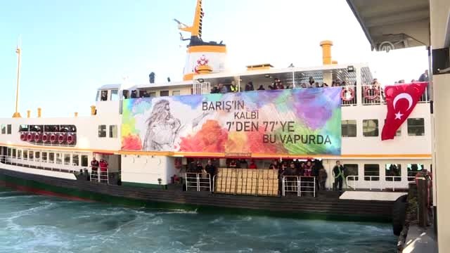 7'den 77'ye Barış Severler , Barış Manço Vapuru'nda bir araya geldi