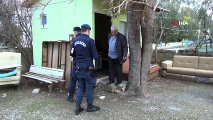 Altı metrekarelik barakada verdiği  yaşam mücadelesini kaybetti