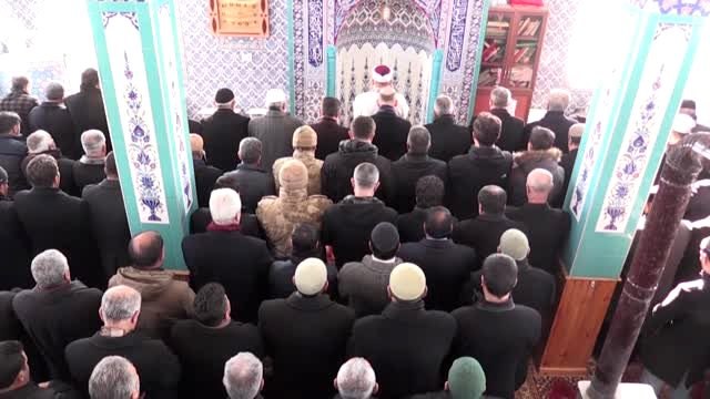 İçişleri Bakanı Soylu, Ağrı'da cenaze törenine katıldı