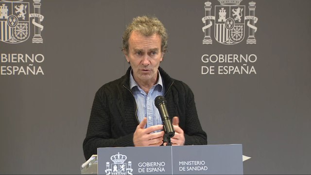 El alemán ingresado en La Gomera evoluciona bien , según Sanidad