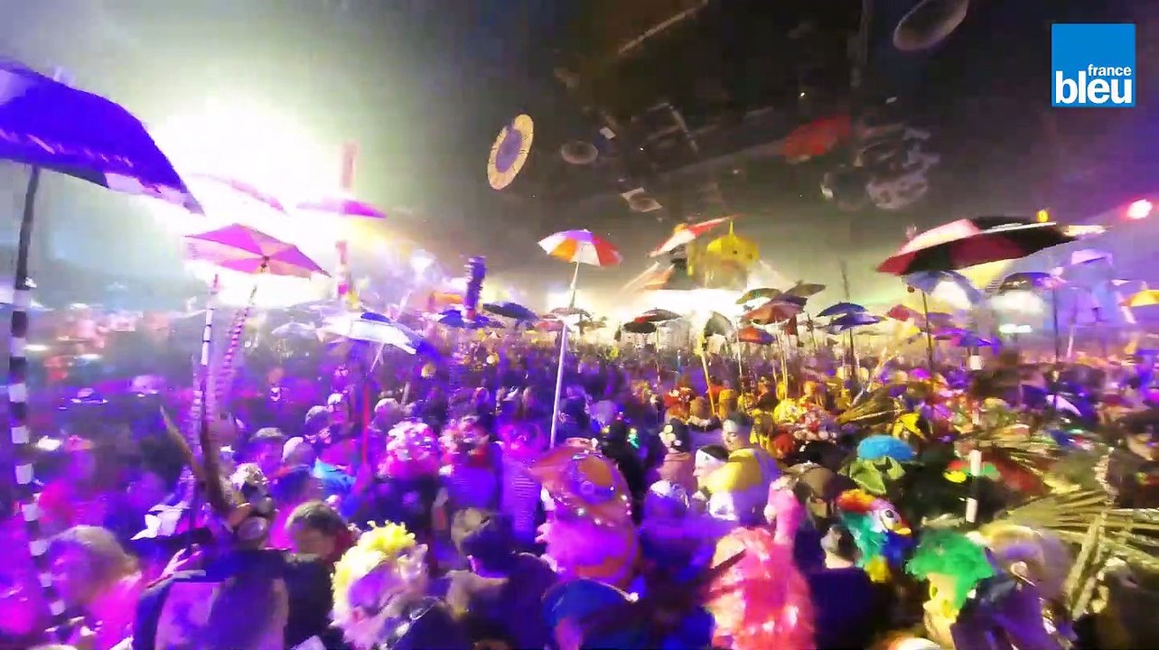 "Je déclare ouverte la saison carnavalesque 2020" le bal du chat noir ouvre le carnaval de Dunkerque