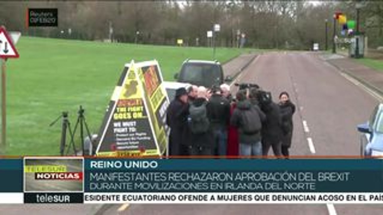 Reino Unido: ciudadanos de Irlanda se manifiestan contra el brexit