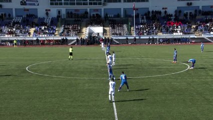 Tunceli'de sahaya köpek girdi, maç durdu