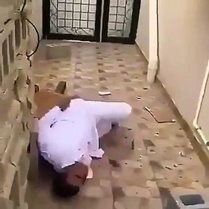 FUNNY VIDEO LOL COMEDY