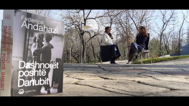 Vitrina e Librit/ A mund të ketë arsye më të forta se dashuria dhe urrejtja?