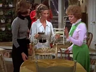 The Mary Tyler Moore Show S04E01 The Lars Affair