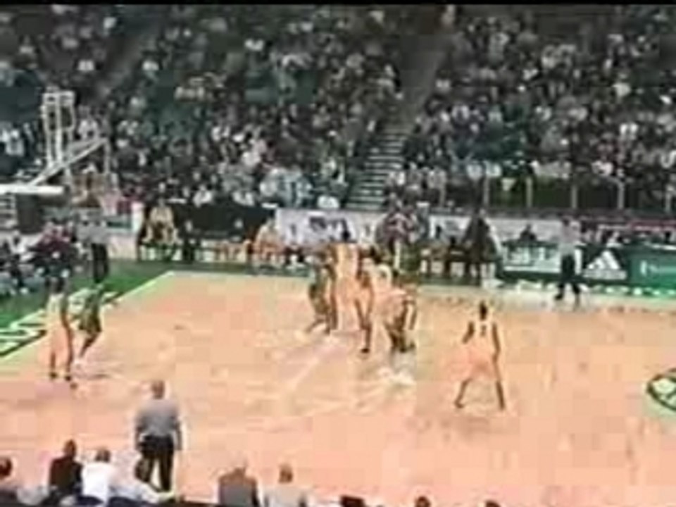 NBA - LeBron James vs Carmelo Anthony