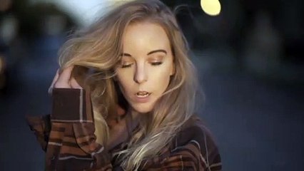 Ensaio Linda mulher loira