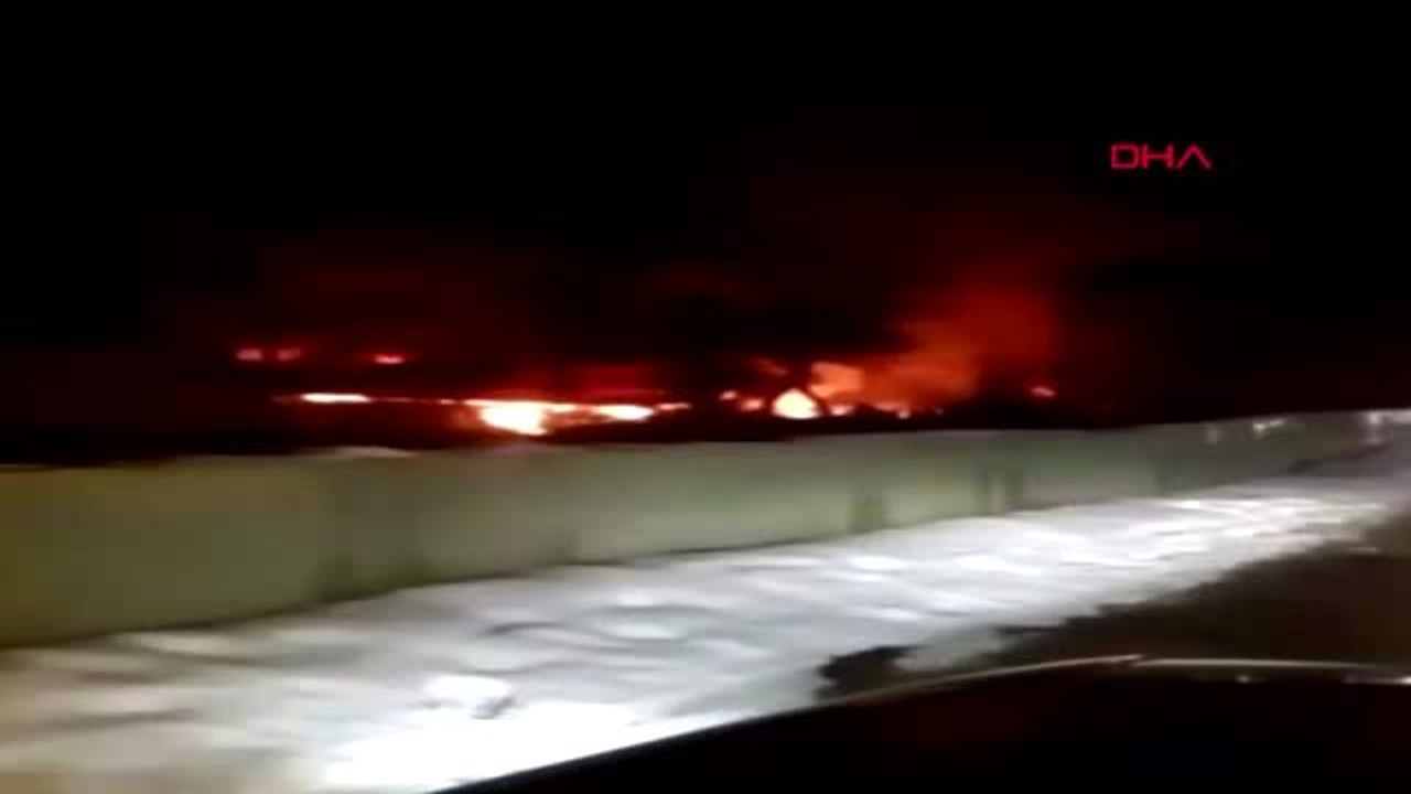 Artvin kalorifer kazanı patladı, alevlerden aracını kurtarmak isteyen kadın yaralandı